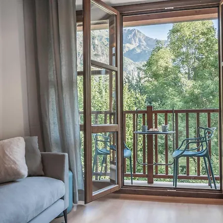 Loira Casa Sanchines: Calido Duplex En * Benasque