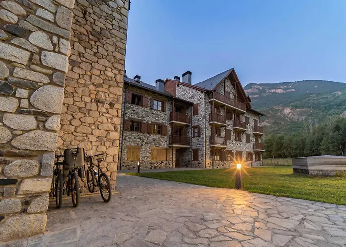 Loira Casa Sanchines: Calido Duplex En Appartement Benasque