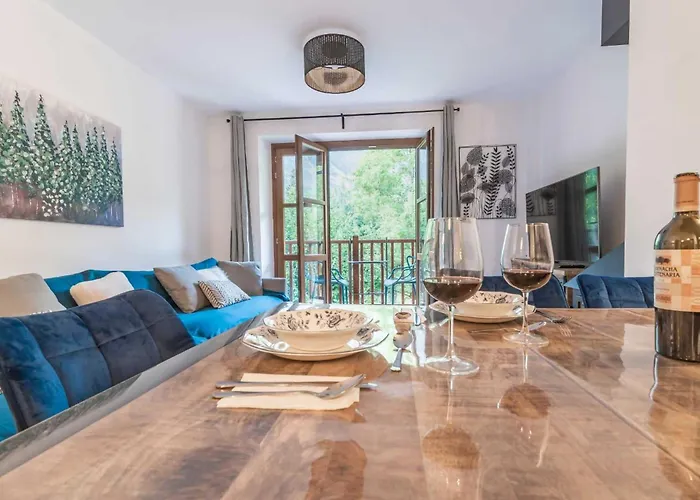 Loira Casa Sanchines: Calido Duplex En Benasque