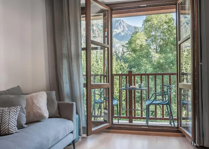 Loira Casa Sanchines: Calido Duplex En * Benasque